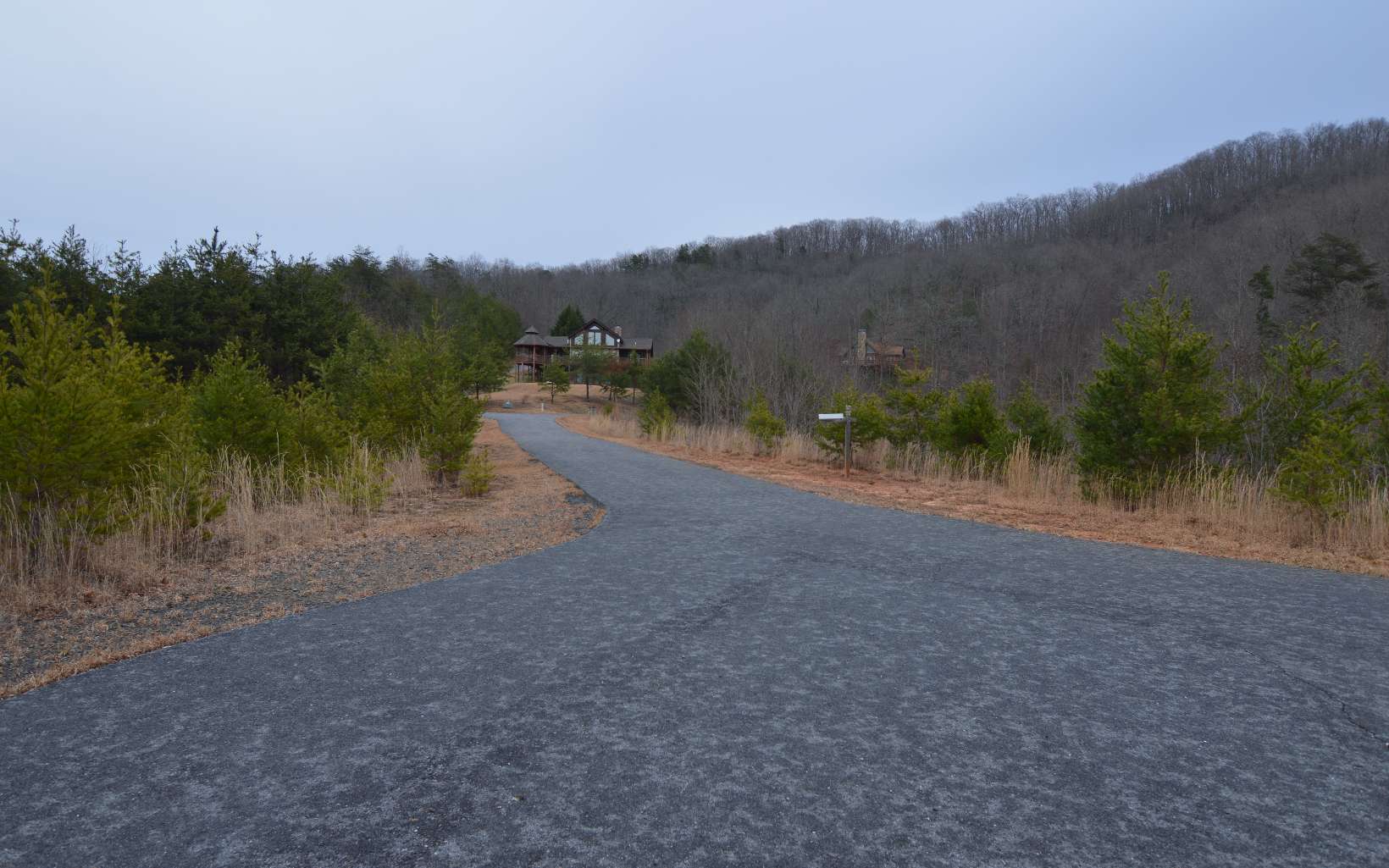 285606 Brasstown Land