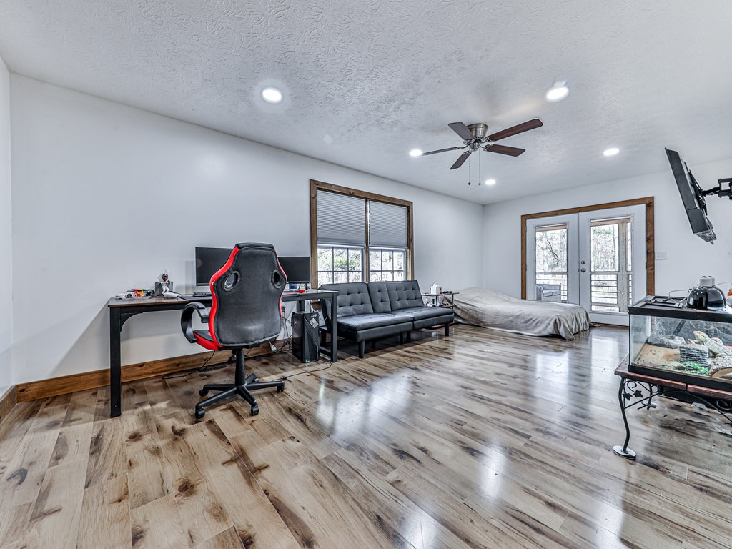 325186 Morganton Residential