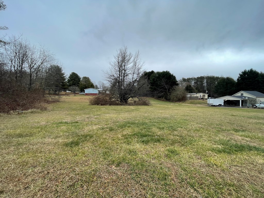 401090 Young Harris Vacant Lot