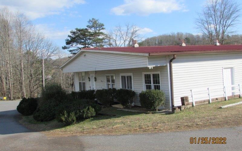 404496 Hayesville Residential