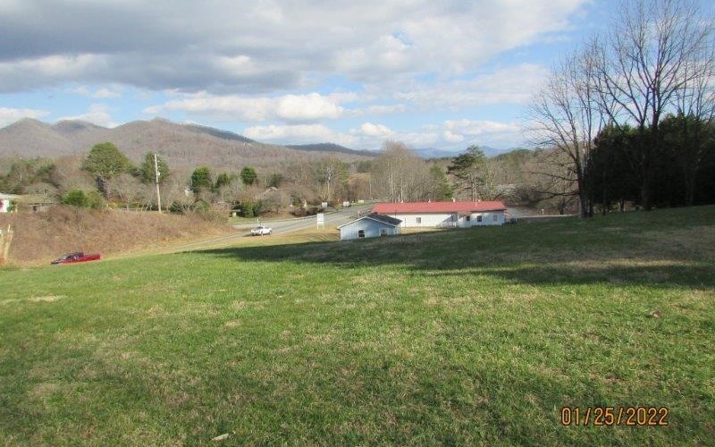 404496 Hayesville Residential