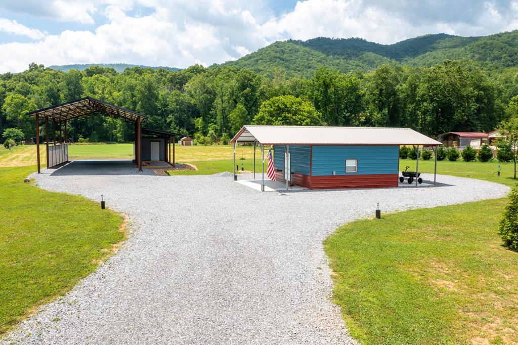 404914 Hayesville 