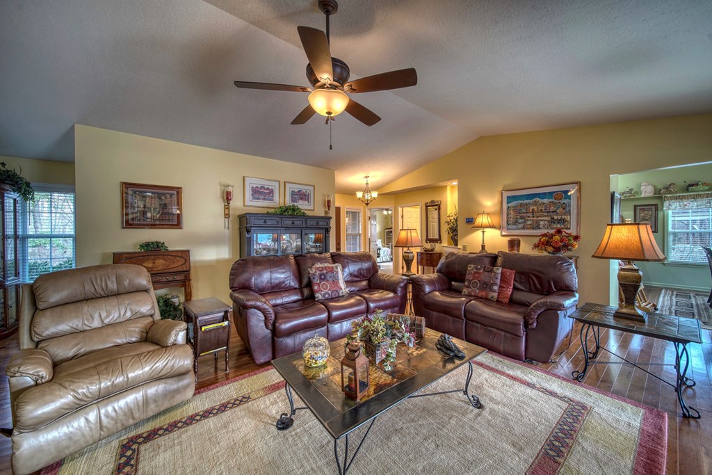 405140 Young Harris Residential