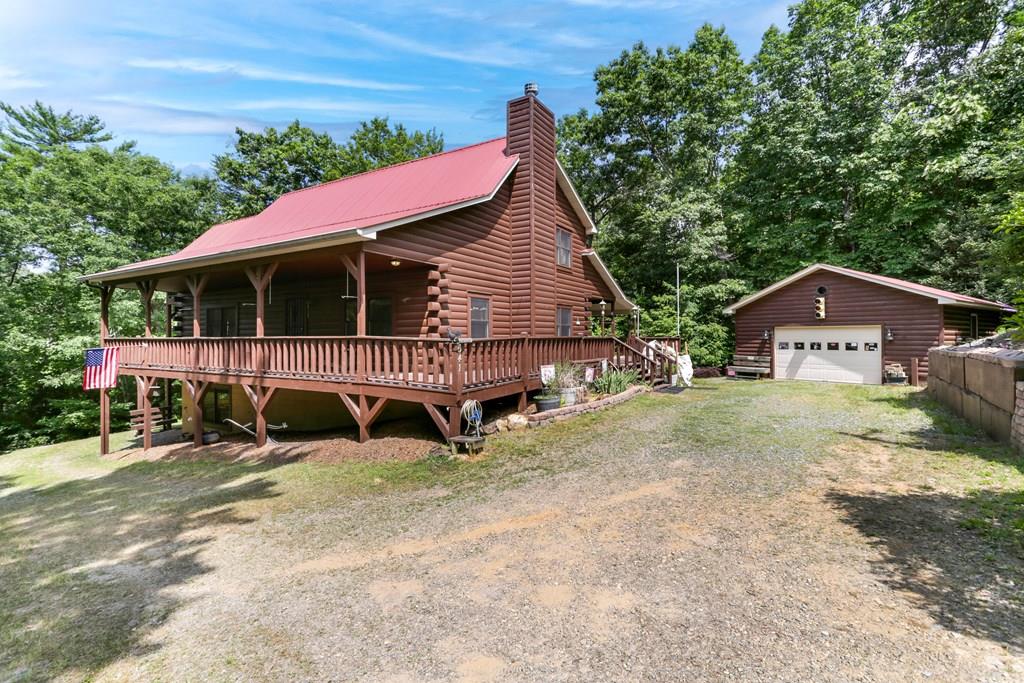 405298 Hayesville 