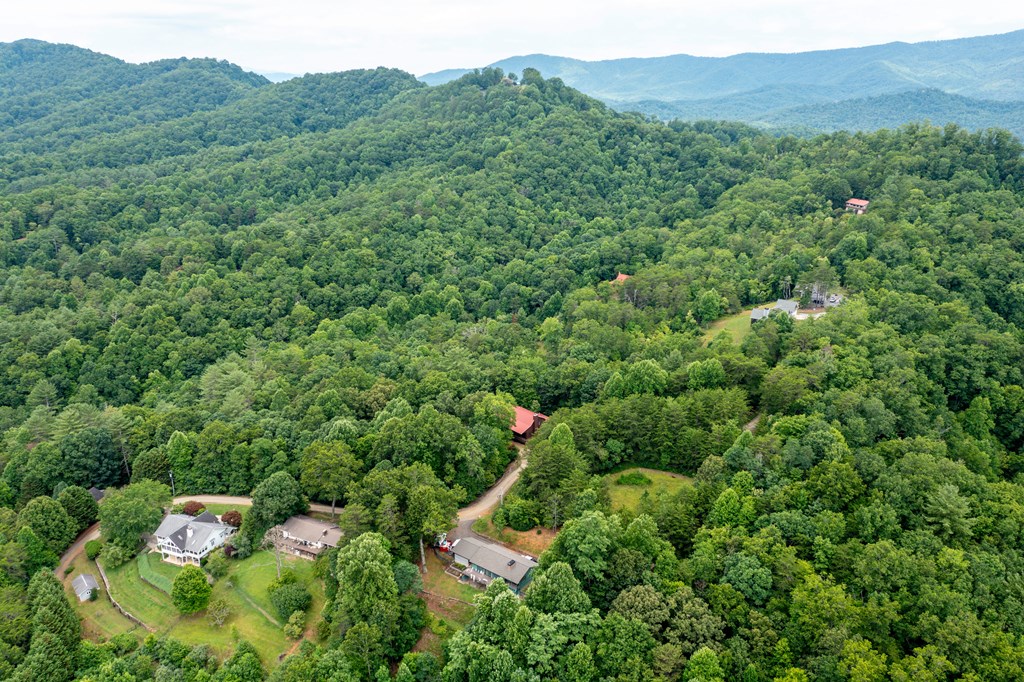 405298 Hayesville Residential