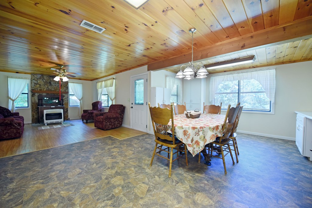 405416 Blairsville Residential