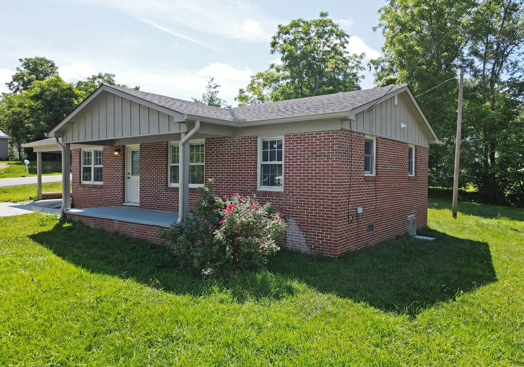 405420 Blairsville Residential