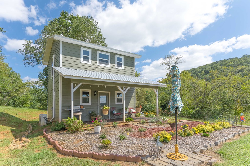 406670 Hayesville Residential