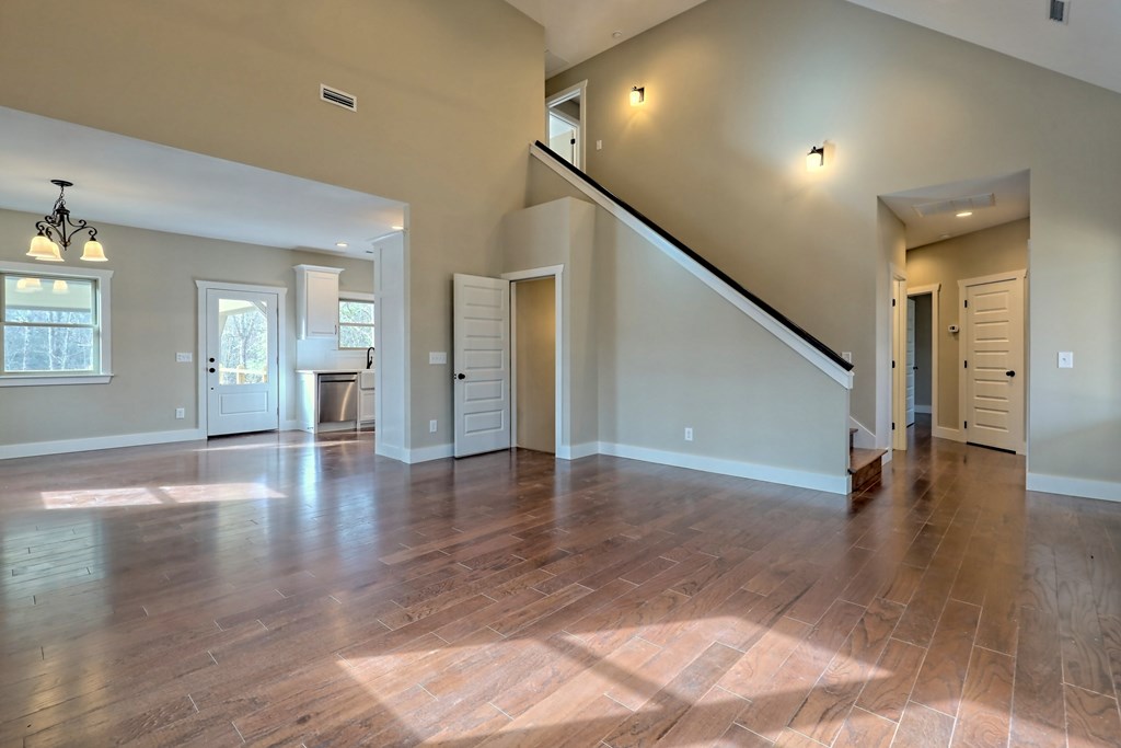 406841 Warne Residential