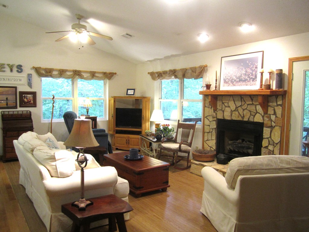 406846 Morganton Residential