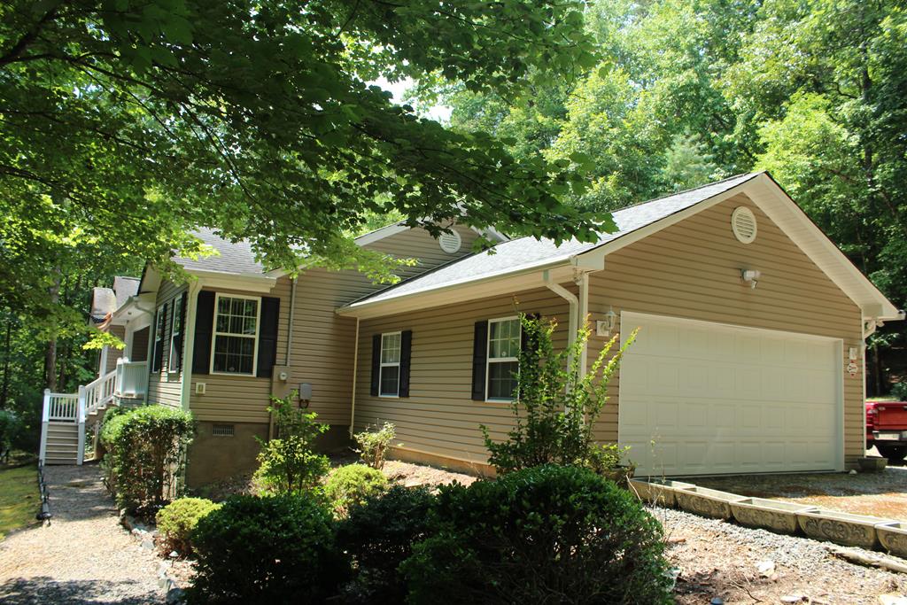407082 Hayesville Residential