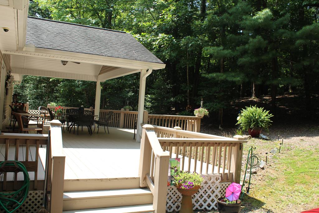 407082 Hayesville Residential
