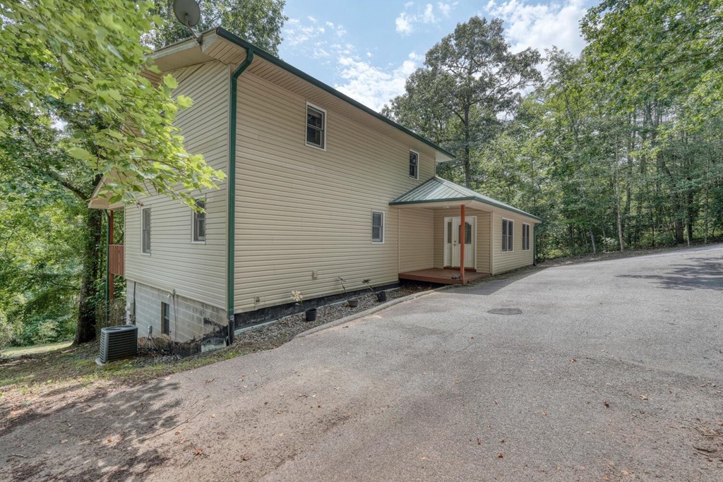 407112 Blairsville Residential