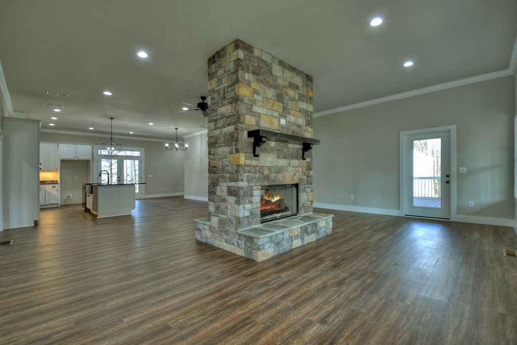 407217 Ellijay Residential