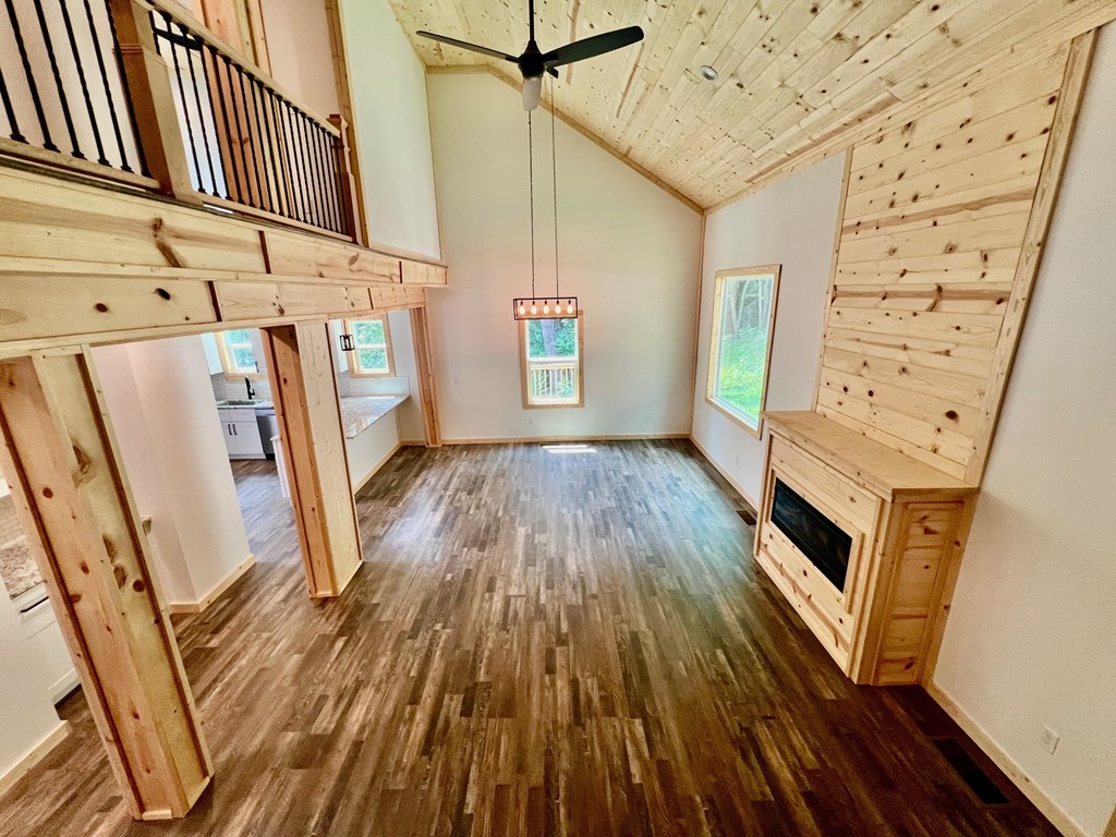 407301 Ellijay Residential