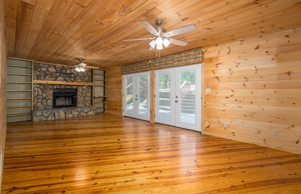 407354 Ellijay Residential