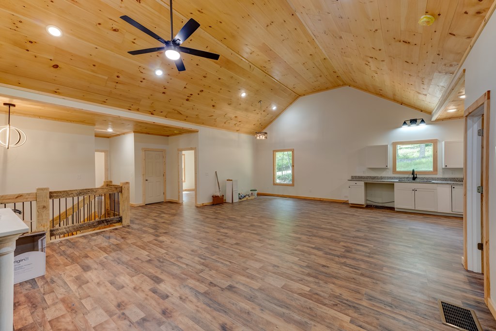 407617 Ellijay Residential