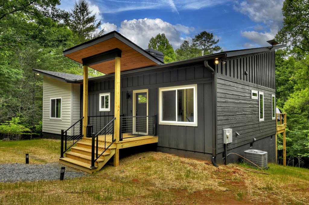 407656  Residential