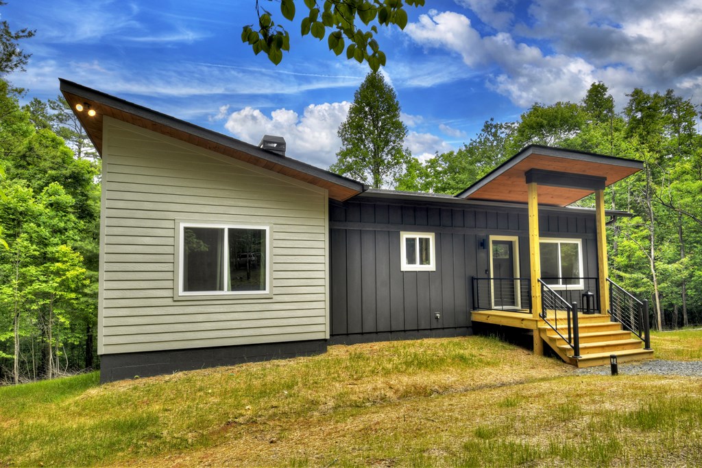 407656 Blue Ridge Residential