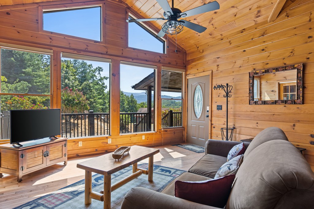407692 Blue Ridge Residential