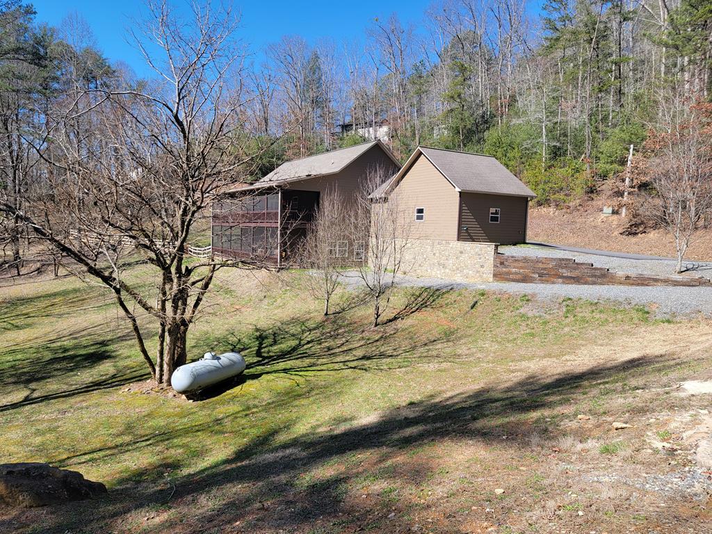 407735 Hayesville 