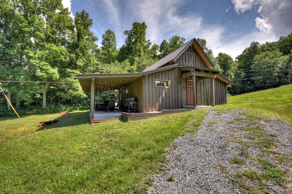 407982 Blue Ridge Residential