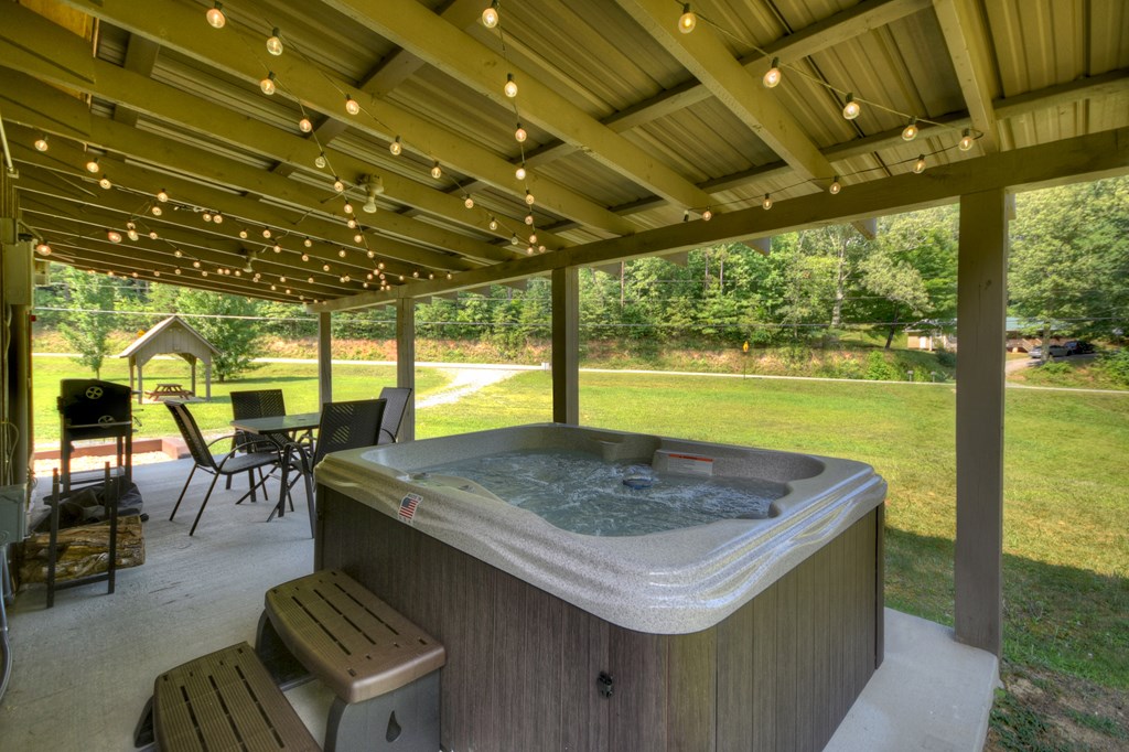 407982 Blue Ridge Residential