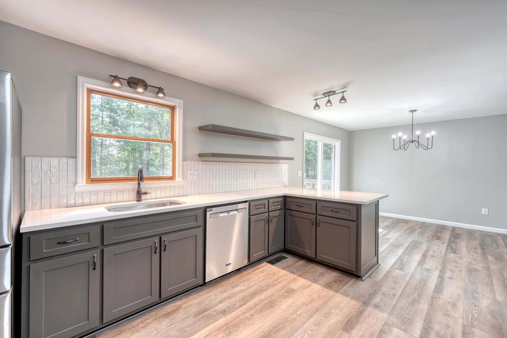 409025 Morganton Residential