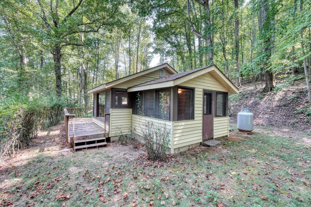 409033 Blairsville Residential