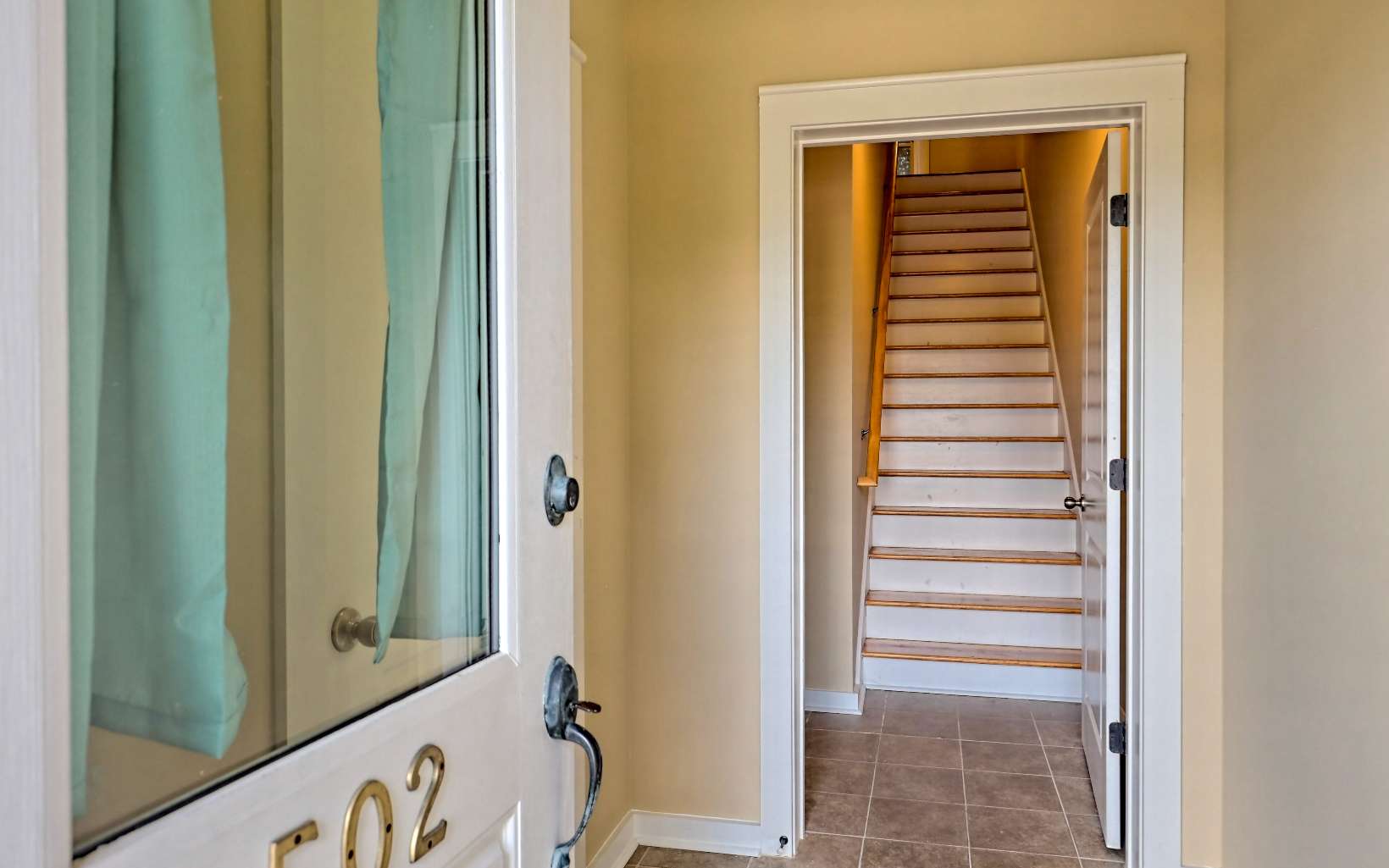 409114 Hiawassee Condominium