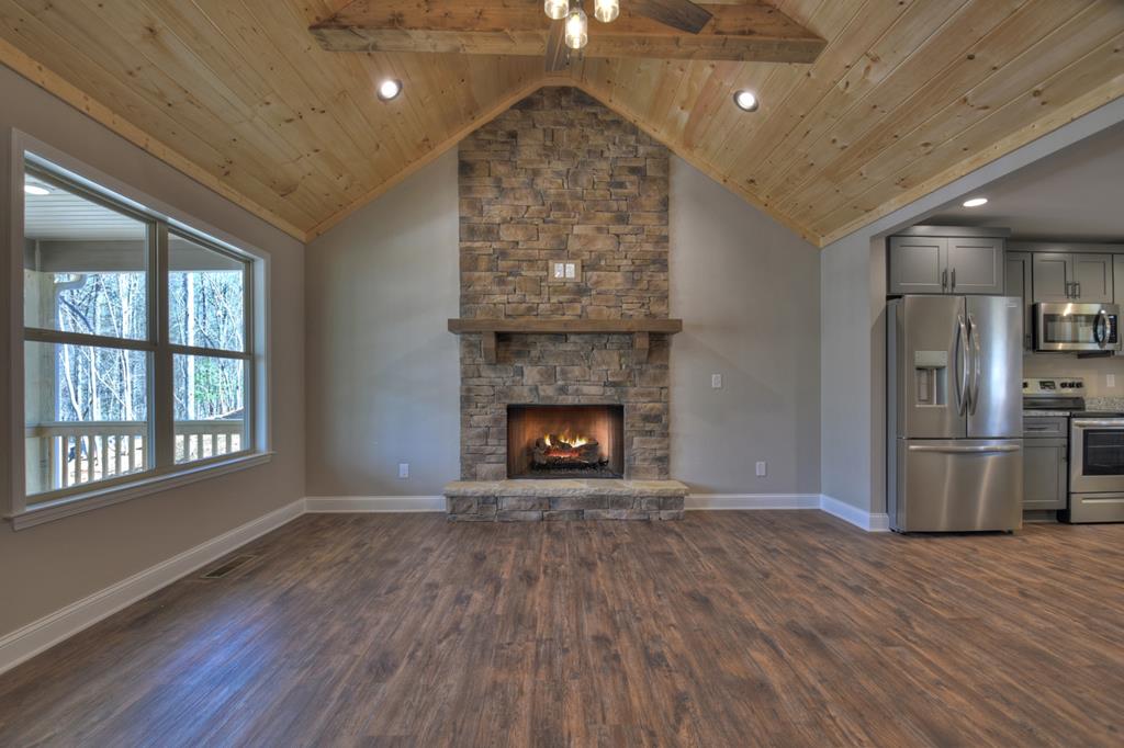 409305 Ellijay Residential