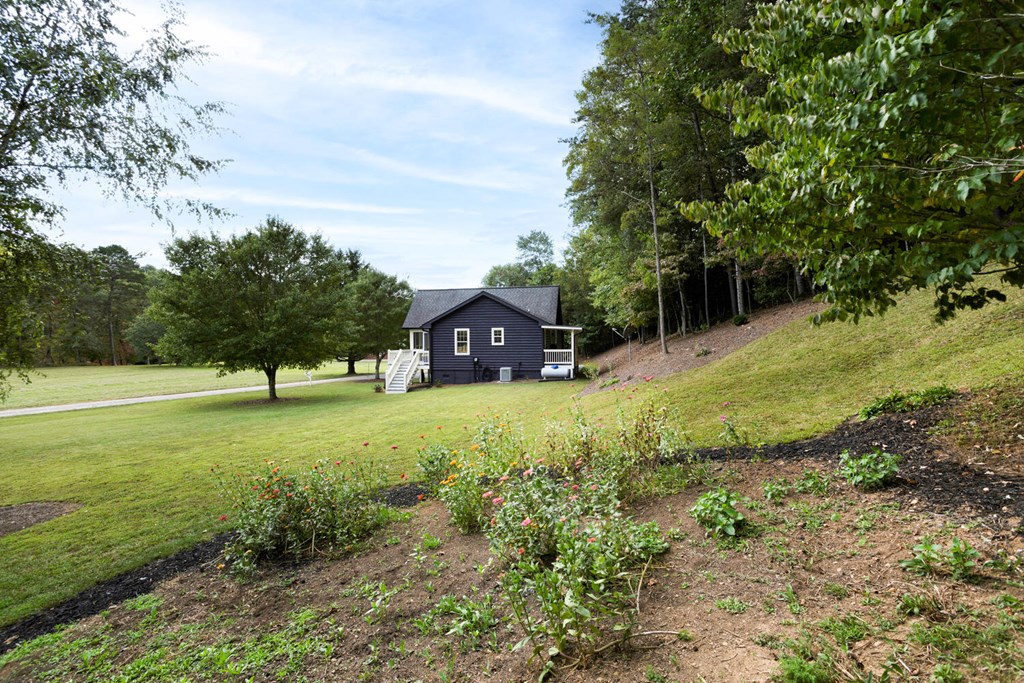 409324 Hayesville Residential