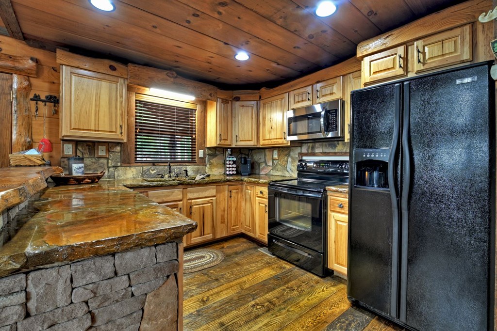 409348 Ellijay Residential