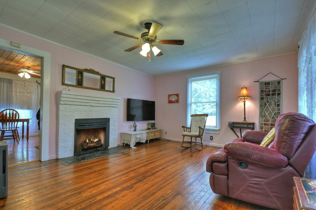 409414 Morganton Residential