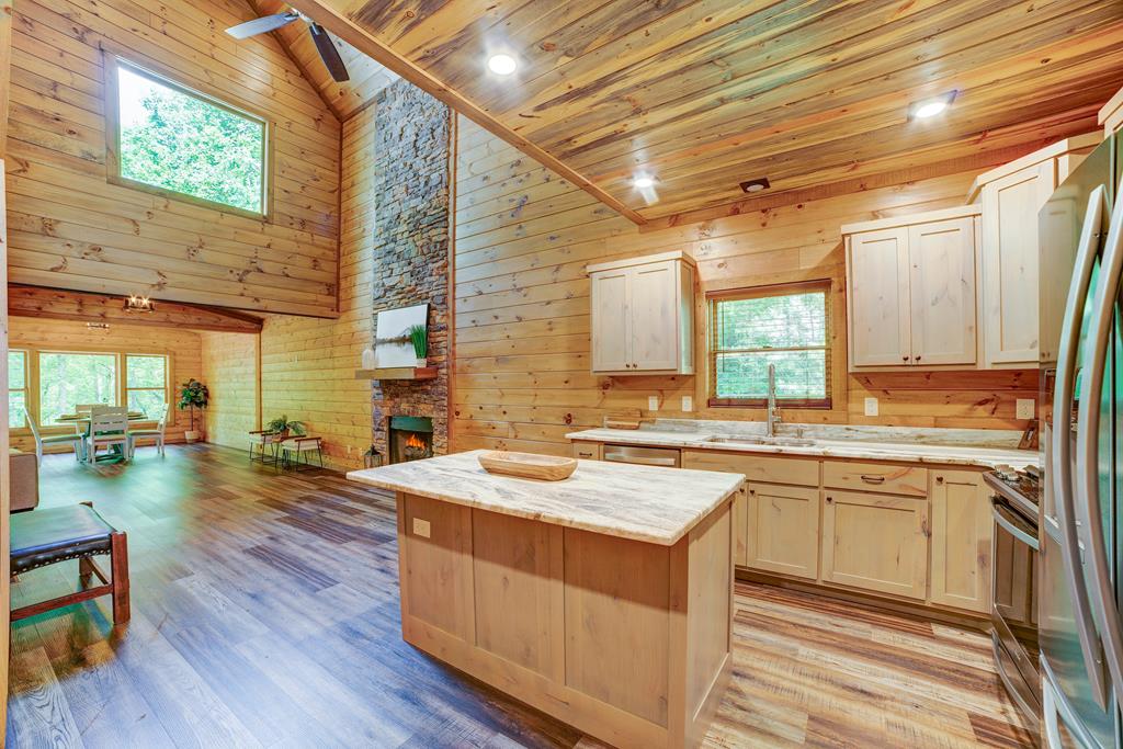 409482 Ellijay Residential