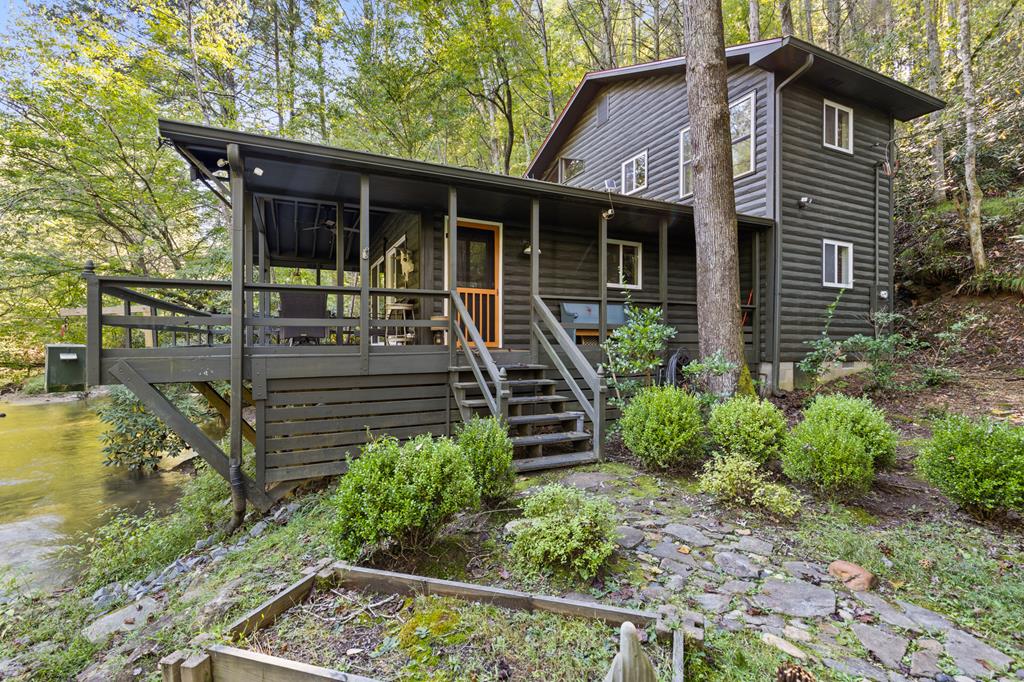 409582 Blue Ridge 