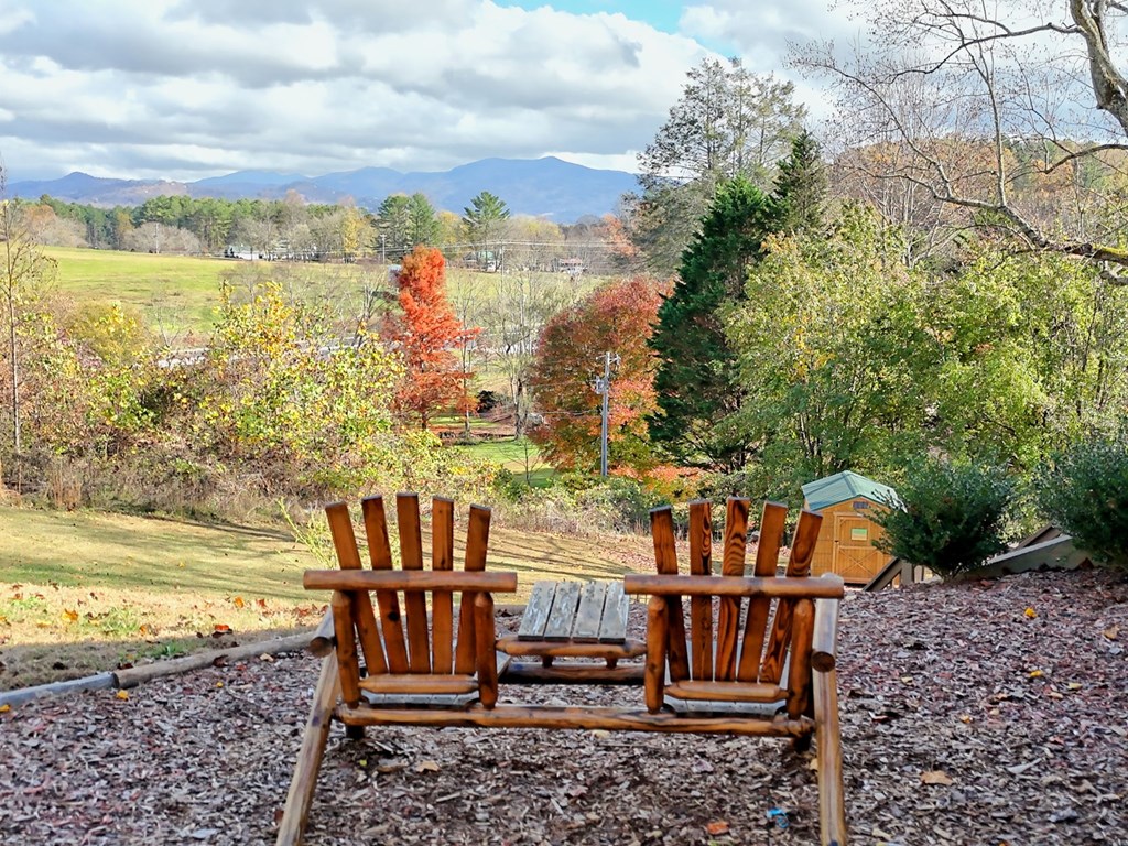 409589 Hayesville Residential