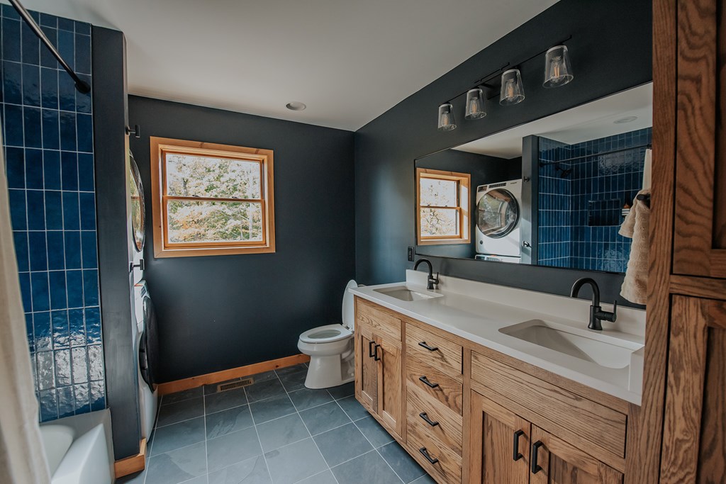 409697 Morganton Residential
