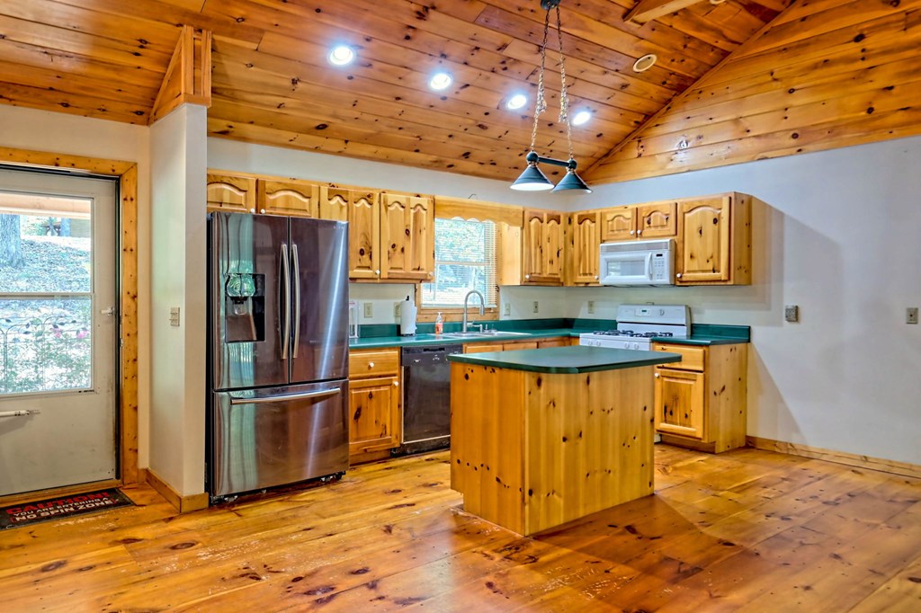 409711 Ellijay Residential