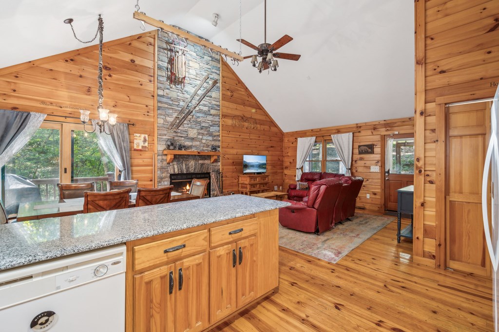 409756 Ellijay Residential