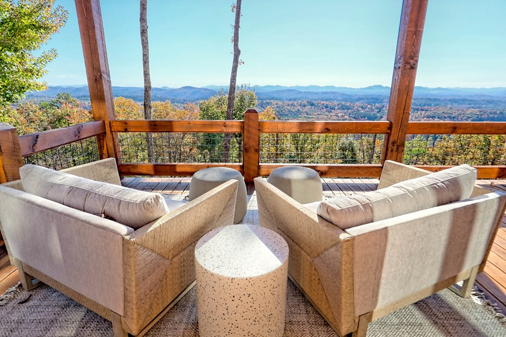 409835 Mineral Bluff Residential