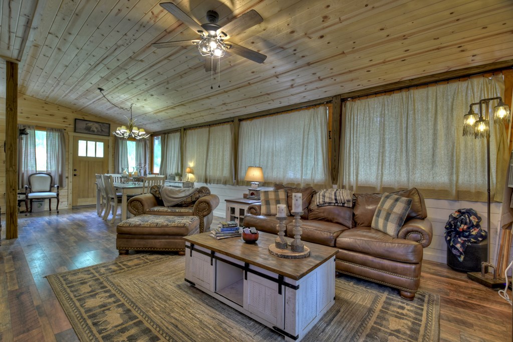 409884 Ellijay Residential