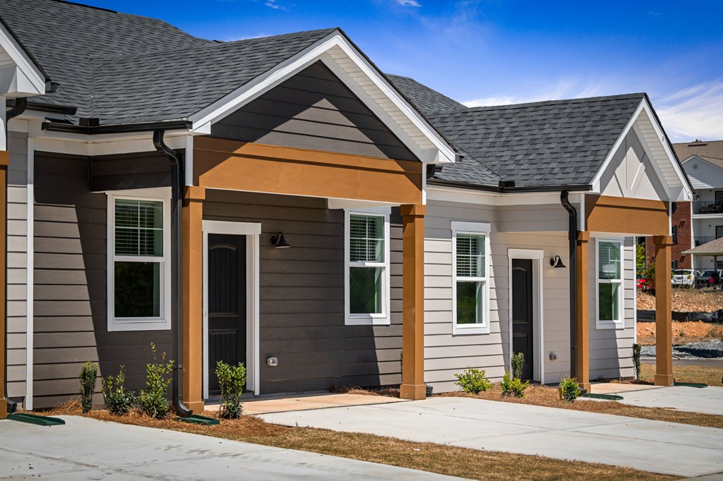 409893 Blue Ridge Townhouse