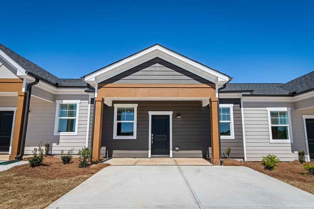 409893 Blue Ridge Townhouse