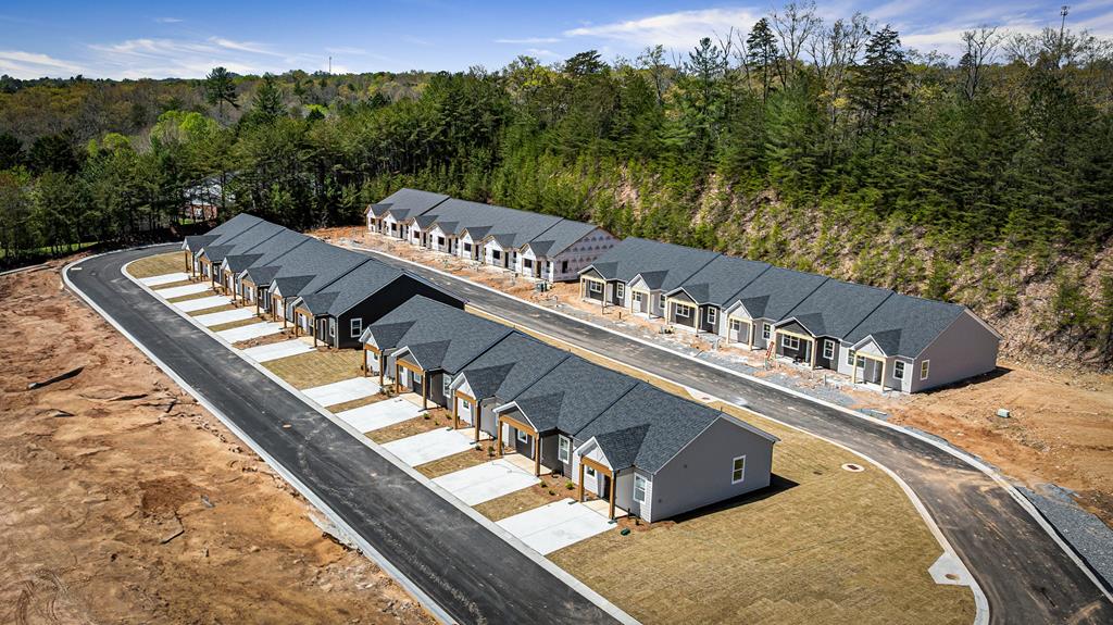 409896 Blue Ridge 