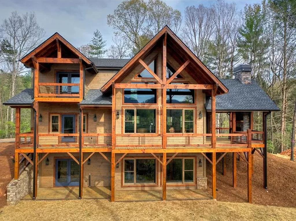 409909 Ellijay 