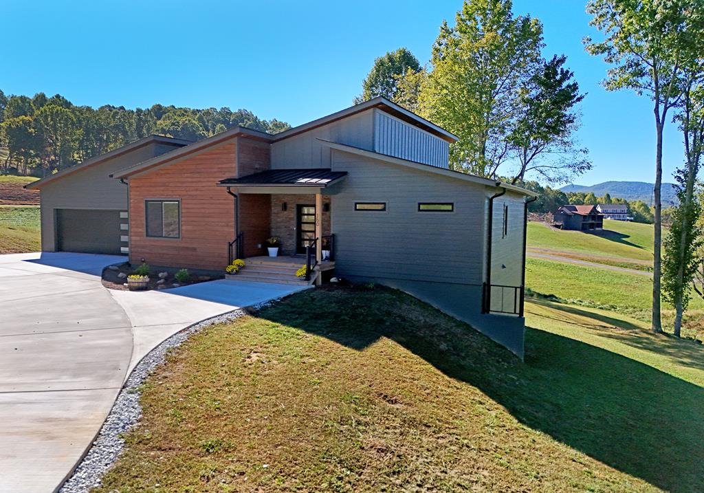 409956 Morganton Residential