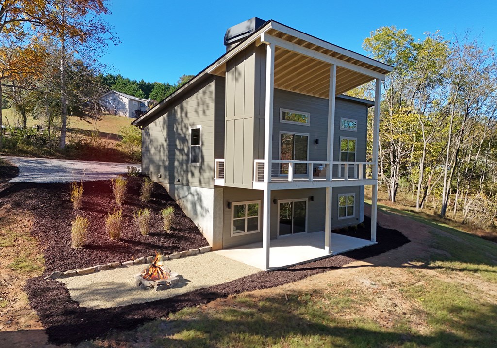 410087 Hayesville Residential