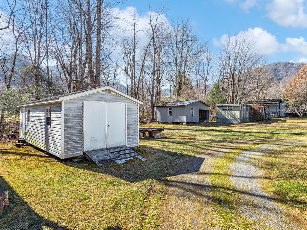 410089 Maggie Valley Residential