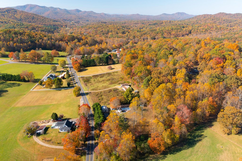 410170 Hayesville Residential